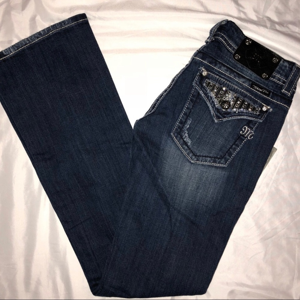 Boot Cut NWT Miss Me Jeans- Size 28